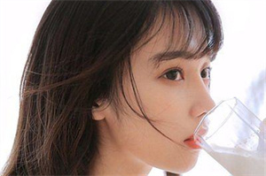 上海花千坊：上海情感中的文化适应性